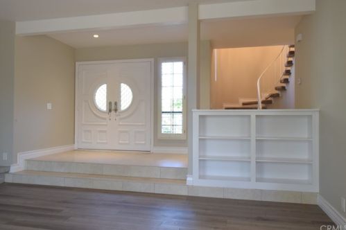 12 Belmonte, Irvine CA  92620-2701 exterior