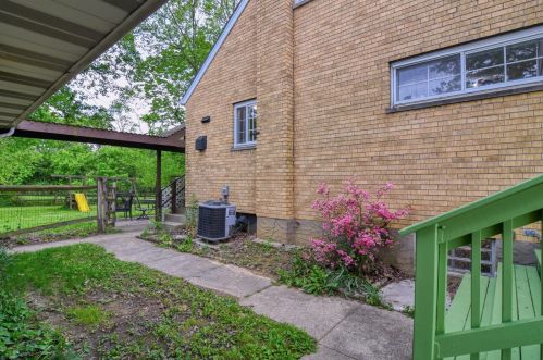 1027 Harbury Dr, Cincinnati, OH 45224-2208