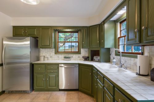2260 Medicine Lake Blvd, Minneapolis MN  55441-4238 exterior