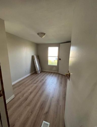 1908 Golden Vicary Dr, Pendleton MO  63383-3229 exterior