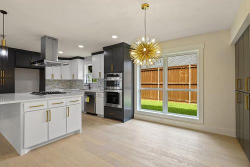 16234 Amberwood Rd, Dallas TX  75248-2980 exterior