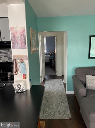 6530 Keystone St, Philadelphia PA 19135-2422 exterior