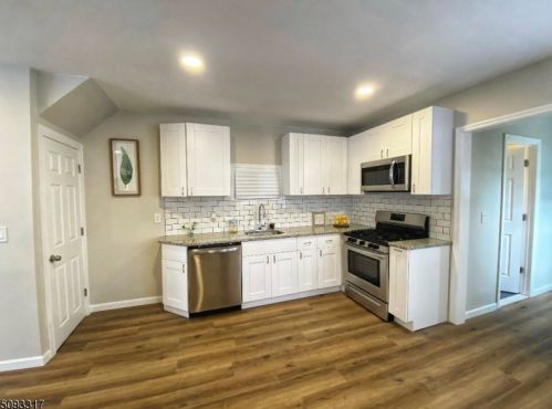 8 York St, Paterson NJ  07524-1917 exterior