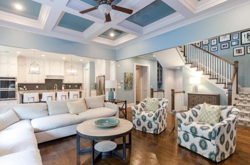 6470 Long Is Dr, Atlanta GA  30328-3043 exterior