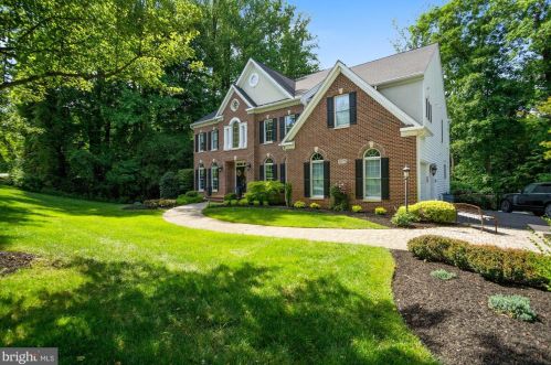 3572 Ashland Dr, Davidsonville, MD 21035-2000