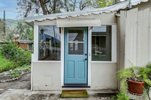 176 Sliger Rd, Mountain Home Village, CA 92359-9736