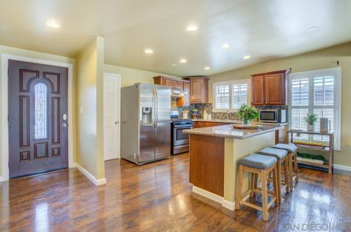 544 Doolittle Ave, San Diego, CA 92154-1634