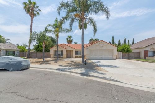 2044 Albany Ct, San Jacinto, CA 92582-6924