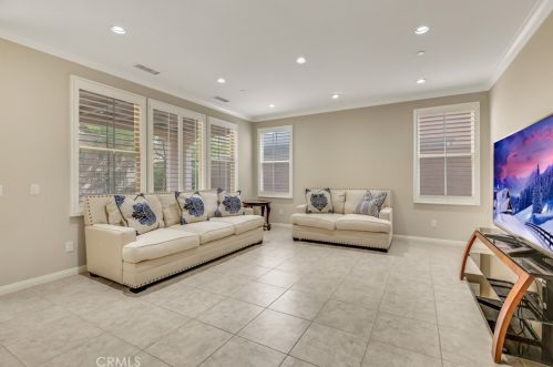 81 Kimbal, Irvine CA  92620 exterior