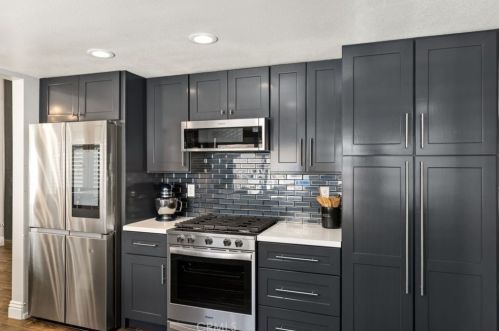 9178 Shaddock Cir, Riverside CA  92508-6454 exterior