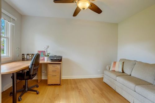 1550 Hawthorne Pl, Bannockburn IL  60015-2008 exterior