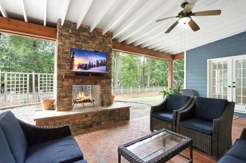 3911 Bays Ferry Trl, Marietta, GA 30062-5294