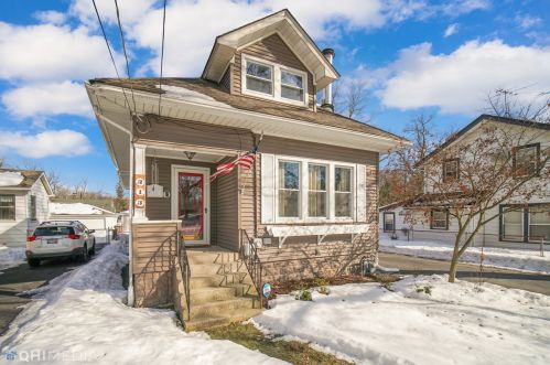 313 Brownell St, Thornton, IL 60476-1303