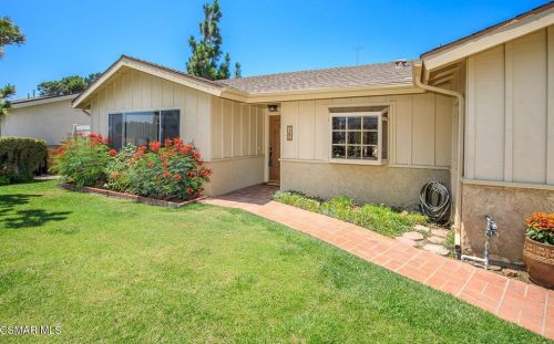 745 Foothill Rd, Santa Paula, CA 93060-1851