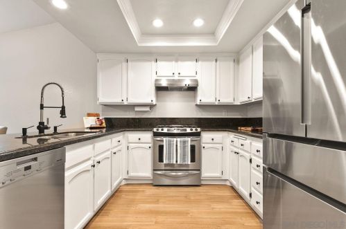 7245 Canyon Breeze Rd, San Diego, CA 92126-2068
