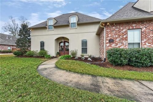 175 Coquille Dr, Madisonville, LA 70447-3621