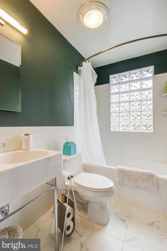 311 Lincoln Ave, Silver Spring MD 20912-5713 exterior