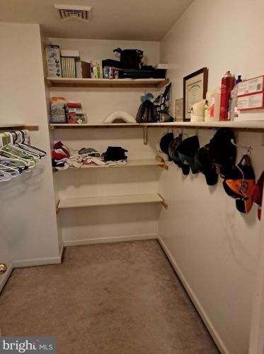 100 Chestnut Ave, Camden NJ  08107-2207 exterior