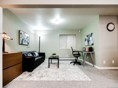 1110 Clayton St, Denver CO  80206-3212 exterior