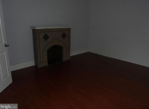 532 4 St, Philadelphia PA 19148-1303 exterior