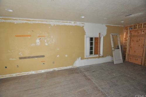 5068 Jurupa Ave, Riverside CA  92504-1712 exterior