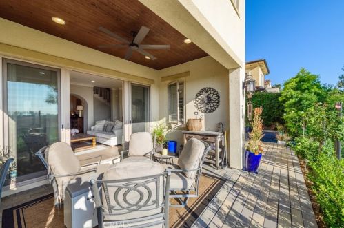 126 Long Fence, Irvine CA  92602-1807 exterior