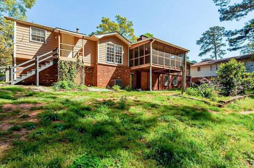 2528 Country Club Dr, Conyers GA  30013-4959 exterior
