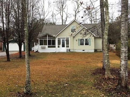 188 Holbrook Dr, Ladson, SC 29456-5211