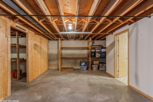 523 Lynn Ave, Sycamore IL  60178-3007 exterior