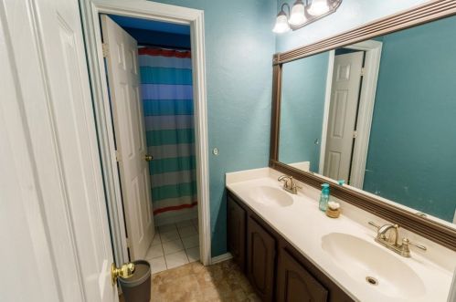 7567 Arcadia Trl, Fort Worth TX  76137-3577 exterior