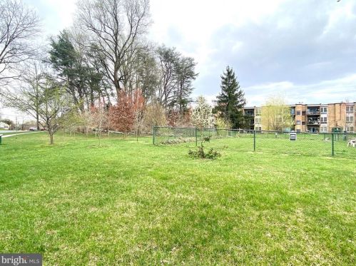 2207 Greenery Ln, Silver Spring MD 20906-3623 exterior