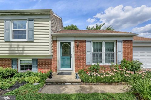 2410 Creek View Dr, Lancaster, PA 17602-1462