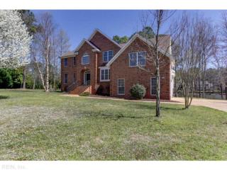 109 Stephanie Ln, Yorktown, VA 23692-3299