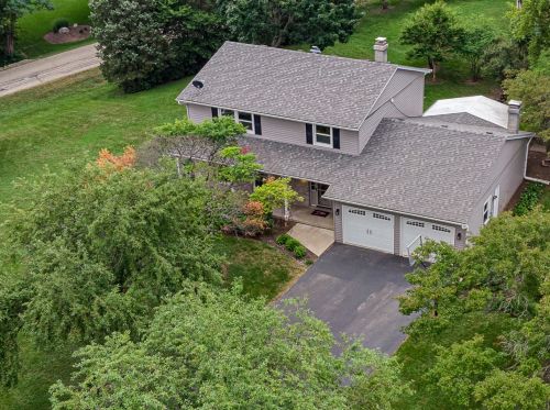 1829 Maple Ln, Barrington Hills, IL 60118