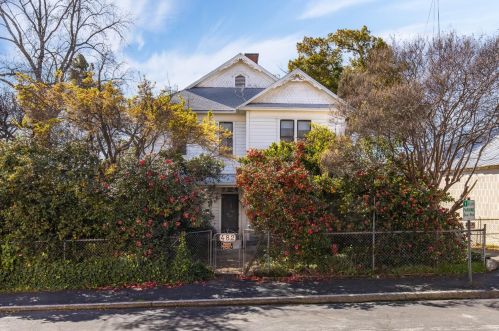 482 Main St, Newcastle, CA 95658-9358