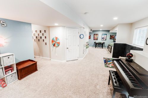 26042 Geddes Cir, Aurora CO exterior