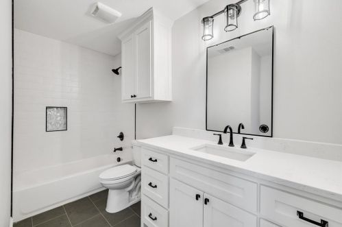 328 Marble Creek Dr, Fort Worth TX  76131 exterior