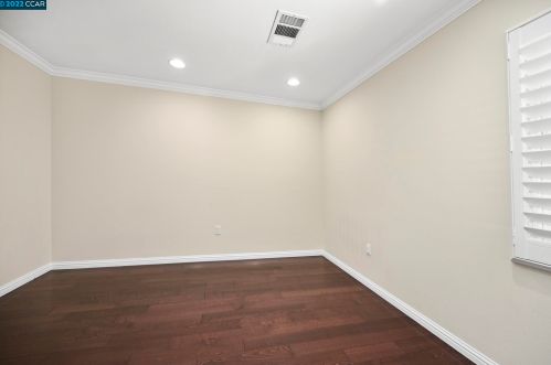 391 Maureen Ln, Concord CA  94523-2136 exterior