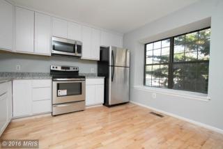 13517 Sequoia Lea Dr, Clifton, VA 20124-1039