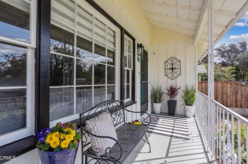 41 Pine St, Altadena, CA 91001-4801