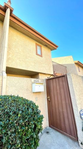4620 Broadway, Hawthorne, CA 90250-3608