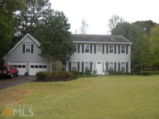 122 Northlake Dr, Carrollton, GA 30117-1826