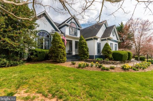 168 Meadow Ridge Dr, Shepherdstown WV  25443-4037 exterior
