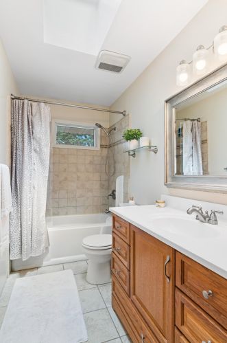 952 Brooks Ave, Saint Paul MN  55113-3339 exterior