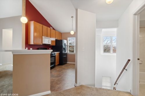 390 Crystal Ridge Dr, Bull Valley, IL 60012-3507