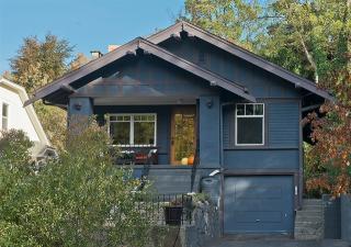 110 56th St, Seattle, WA 98105-3738