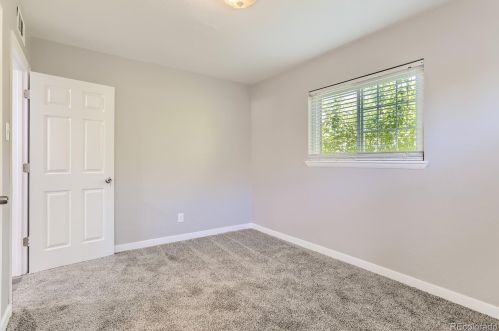 706 Troy Ct, Aurora CO 80011-6641 exterior