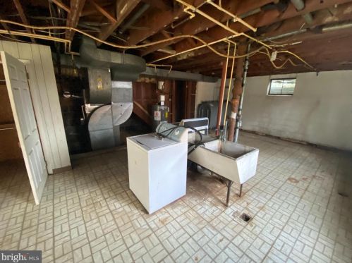 1906 Longmead Rd, Silver Spring MD 20906-1929 exterior