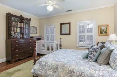 25 Battle Rdg Pl, Atlanta GA  30342-2450 exterior