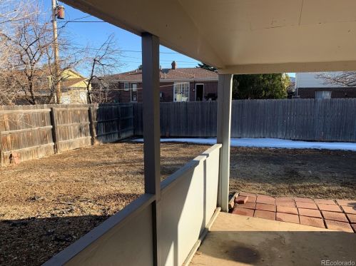 432 Potomac Cir, Aurora CO 80012-2437 exterior